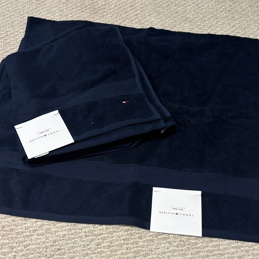 Tommy Hilfiger Dark Blue Towel Collection